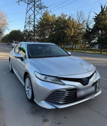 Toyota: Toyota Camry: 2019 г., 2.5 л, Вариатор, Гибрид