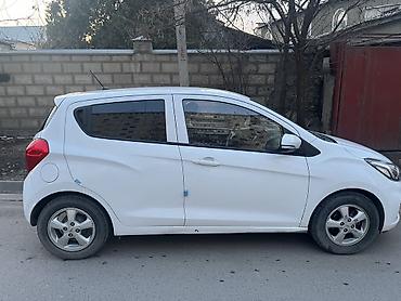 Chevrolet: Chevrolet Spark: 2018 г., 1 л, Автомат, Бензин, Хэтчбэк at lalafo.kg — 4 Chevrolet: Chevrolet Spark: 2018 г., 1 л, Автомат, Бензин, Хэтчбэк — 4