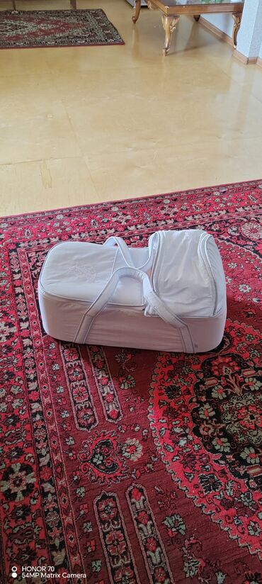 uşaq plavkiləri: Çıxarıla bilən beşikli araba, İşlənmiş