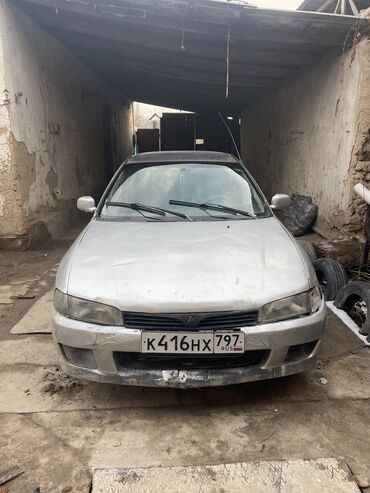 Mitsubishi: Mitsubishi Lancer: 1996 г., 1.3 л, Механика, Бензин, Седан