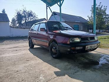 Volkswagen Golf: 1993 г., 1.6 л, Механика, Хэтчбэк