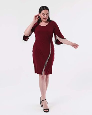 Haljine: Haljine za punije dame 
Cena 2999 din
Veličine XL, 2XL, 3XL, 4XL na lalafo.rs — 20 Haljine: Haljine za punije dame 
Cena 2999 din
Veličine XL, 2XL, 3XL, 4XL — 20