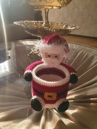 Konfet qabları: Yenil il temalı əl işi “Şaxta Baba” konteyneri - Material: əl ilə — 12