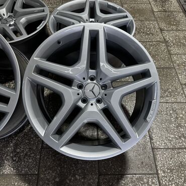 Диски: Литые Диски R 21 AMG, Комплект, отверстий - 5, Б/у — 8