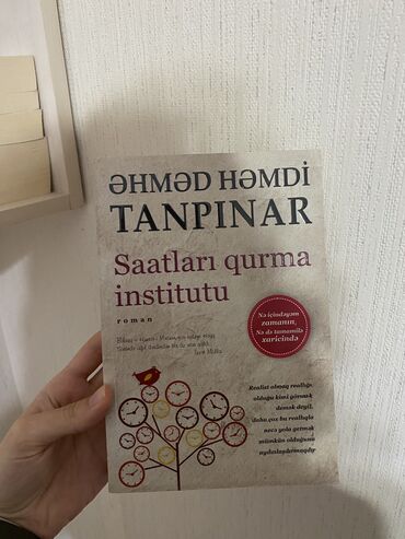 yantar saat: Əhməd Həmdi Tanpınar- Saatları qurma institu, təzədir