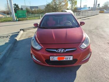 Hyundai: Hyundai Solaris: 2011 г., 1.6 л, Механика, Газ