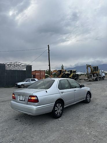 r33 skyline: Nissan Bluebird: 2000 г., 1.8 л, Автомат, Бензин, Седан — 5