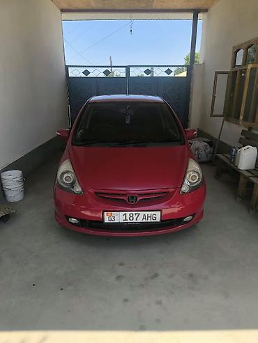 70 сом: Honda Fit: 2006 г., 1.5 л, Автомат, Бензин, Хетчбек — 2