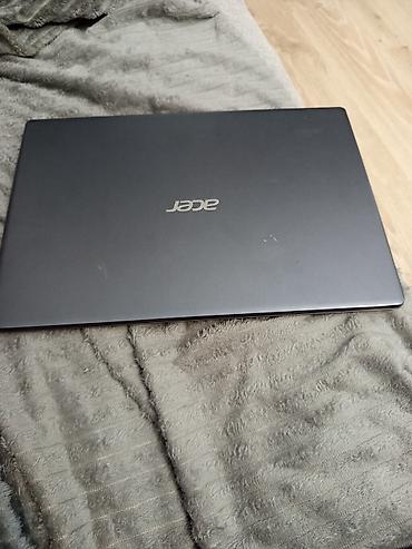 Acer noutbuk - Model xətti: Acer Aspire (şəkildə “Aspire” loqosu