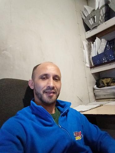 tikis fabrikinde is elanlari: Anbardar, 39 yaş, 5 ildən artıq təcrübə, İstirahət günləri iş — 1