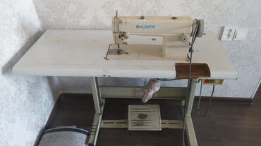 шв машина: Швейная машина Shenzhen, Швейно-вышивальная, Полуавтомат
