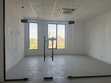 аренда места тц: Сдаю The entire store: Clothes, shoes, 35 м², В торговом центре, Не действующий — 4