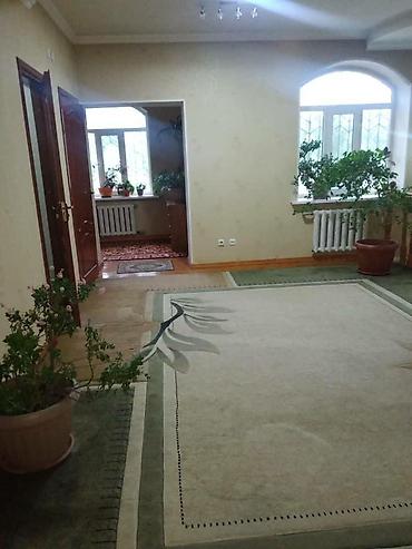 Посуточная аренда домов: 460 м², 12 комнат, Забор, огорожен — 14