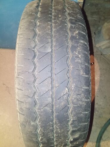шина сешка: Шины 225 / 70 / R 15, Лето, Легкий коммерческий транспорт (C/LT), Maxtrek