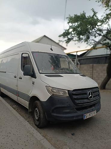 сапог грузавой: Грузовой фургон Mercedes-Benz Sprinter (длинная база, высокий кузов) — 3
