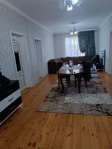 Köhnə tikili: Ramana savxoz yola yaxın bolluq marketin yanı, 4 böyük otağ kombi — 10