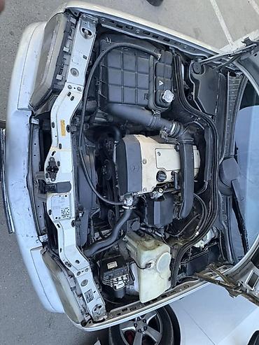 lexus ct 200: Mercedes-Benz C 200: 2 l | 1997 il Universal — 9