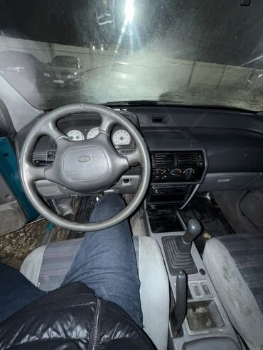 Mitsubishi: Mitsubishi Space Runner: 1993 г., 1.8 л, Механика, Бензин — 9