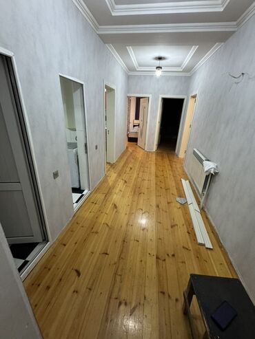 Otaqların satışı: Salam EV BiNƏ qəsəbəsindədi cox səliqəlidi ev 3 otaqdi təzə remontdan — 4