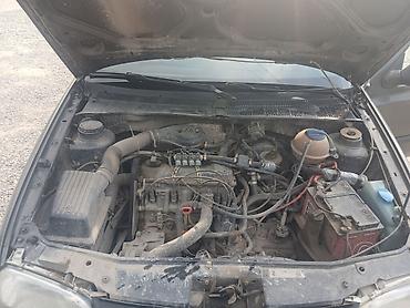 Volkswagen: Volkswagen Golf: 1992 г., 1.8 л, Ручные, Бензин, Хэтчбэк — 9