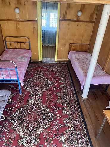 Продажа коттеджей и домов: 🏡 Продается уютный дом рядом с Бишкеком. Вода питьевая проведена — 18