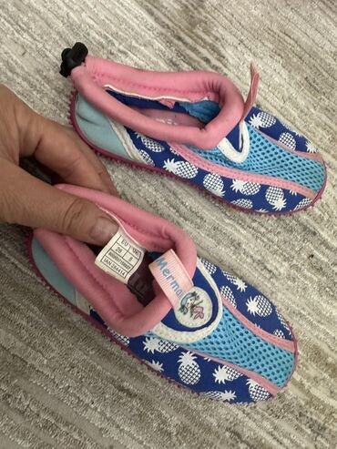 Детская обувь: Сандалики Clarks 26/27 р UK 9 - 300 сом 🌸 Коралловые тапочки 26 р — 4