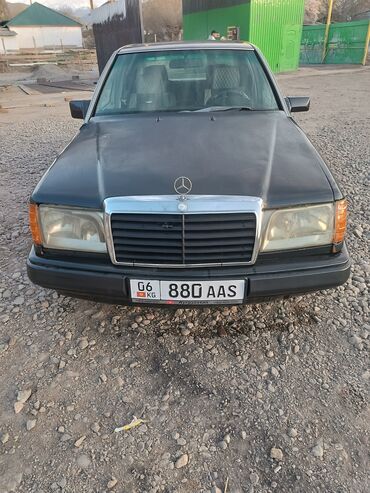 Mercedes-Benz 230: 1991 г., 2.3 л, Механика, Бензин, Седан