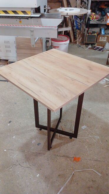 Bağ, çöl masa və oturacaq dəstləri: Yeni, Kvadrat masa, Açılmayan, Metal, Azərbaycan — 25