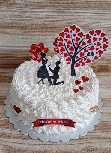 Konditorski proizvodi, slatkiši: Torta sa temom kuvarske jakne, idealna za proslave rođendana ili druge — 8