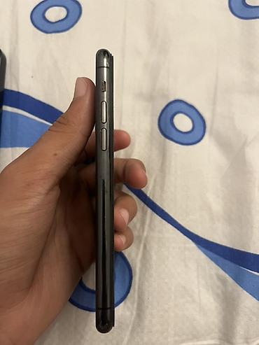iphone 11: IPhone 11 Pro, 64 GB, Space Gray, Face ID — 4