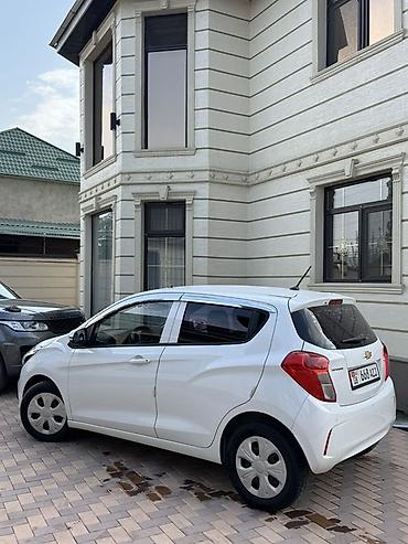 аудио усилитель: Chevrolet Spark: 2016 г., 1 л, Автомат, Бензин, Хэтчбэк — 4