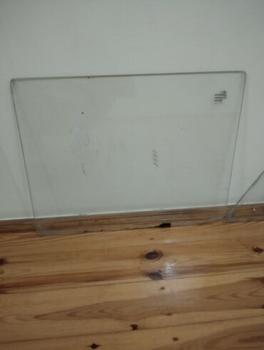 Şüşələr: Arxa, 2104, 2006 il, Rusiya, Ünvandan götürmə — 7