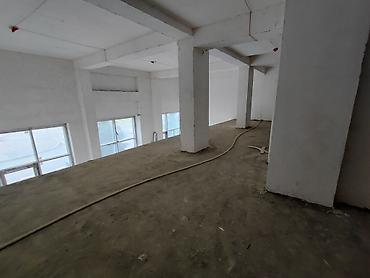 klinika satilir: Ağ Şəhərdə vitrinli geniş OBYEKT SATILIR! Ümumi sahə: 256 m² - 1-ci — 3
