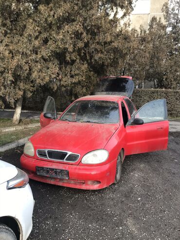 Daewoo: Daewoo Lanos: 1997 г., 1.5 л, Механика, Бензин, Хэтчбэк