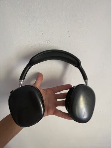 наушники спортивные: Продаю наушники hoco оригинал, по состоянию отлично, заряда хватает на