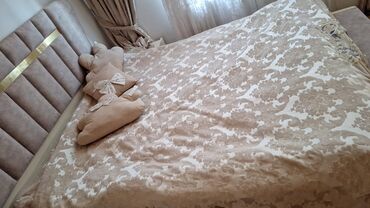 Qonaq otağı dəstləri: Qonaq otağı ve yataq mebel dəsti Tərkibi: - Geniş yemək masası — 10