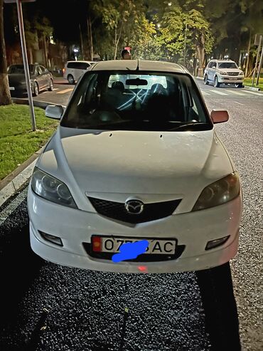 авто аврийном состоянии: Mazda Demio: 2003 г., 1.3 л, Автомат, Бензин, Хэтчбэк