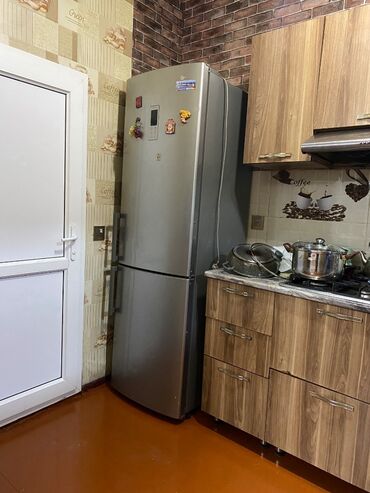 Bağ evlərinin kirayəsi: Malkerle işlemirem, heç bir şekil atmiram votsapa. Evin sahibiyem ve — 1