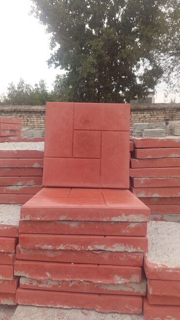 Брусчатка кирпич: Брусчатка кирпич, Для лестниц, Бетонная, Литая, Новый, Гарантия, Бесплатная доставка, Бесплатный выезд at lalafo.kg — 6 Брусчатка кирпич: Брусчатка кирпич, Для лестниц, Бетонная, Литая, Новый, Гарантия, Бесплатная доставка, Бесплатный выезд — 6