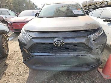 Toyota: Toyota RAV4: 2022 г., 2.5 л, Автомат, Бензин, Внедорожник — 1