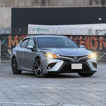 Toyota: Toyota Camry: 2019 г., 2.5 л, Автомат, Гибрид, Седан — 2