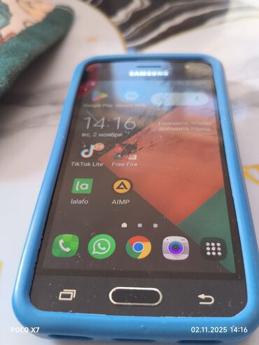 бу ноутбуки бишкек: Samsung Galaxy J1 2016, Б/у, 8 ГБ, цвет - Черный, 2 SIM