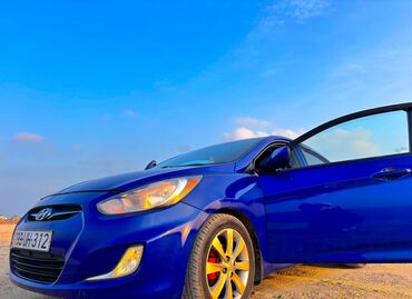 Hyundai: Hyundai Accent: 1.6 l | 2012 il Sedan — 8