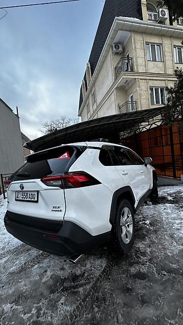 Toyota: Toyota RAV4: 2019 г., 2.5 л, Автомат, Гибрид, Внедорожник — 9