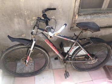 uwaq velosipedi: İşlənmiş Şəhər velosipedi Adidas, 26"