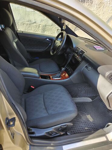 Mercedes-Benz: Mercedes-Benz C 200: 2 l | 2000 il Sedan -da lalafo.az — 8 Mercedes-Benz: Mercedes-Benz C 200: 2 l | 2000 il Sedan — 8