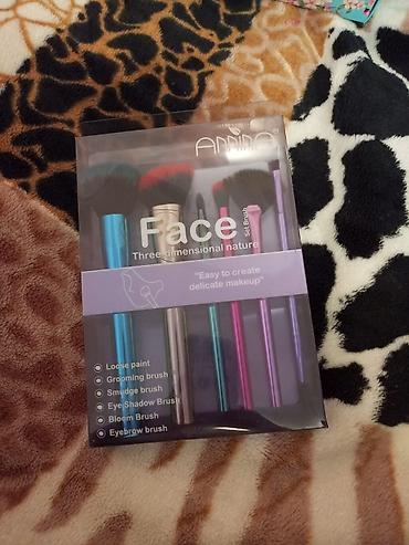 Gözəllik və sağlamlıq: ANNNA Face Set Brush – makiyaj fırçaları dəsti Qutu üzərində: - — 1