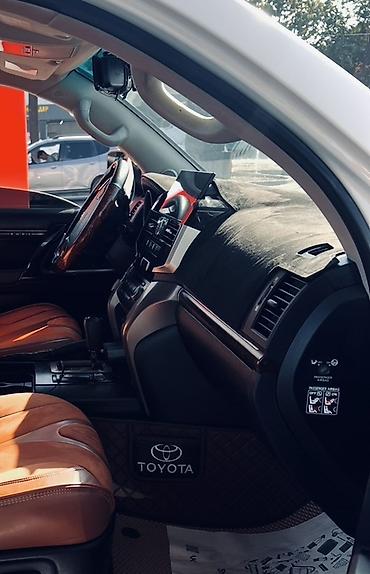 Ворсовые Накидка на панель Toyota, цвет - Черный, Б/у