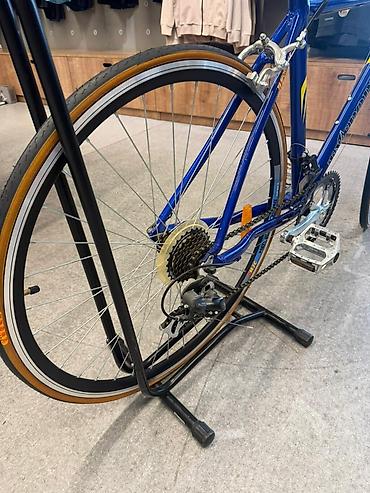 Dağ velosipedləri: Ta Sport firmasinin 27 ölçü,şosseni velosipedi.amerika istehsalidi.az — 5
