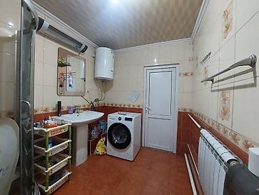 пш метр: Продаётся дом с готовым бизнесом (магазин) Жилмассив Ала-Тоо, улица — 9